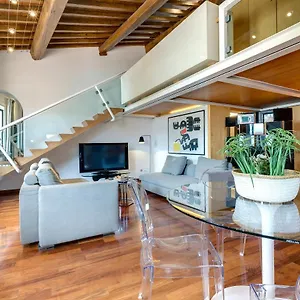 Apartment Beatrice By Mamo, Florence