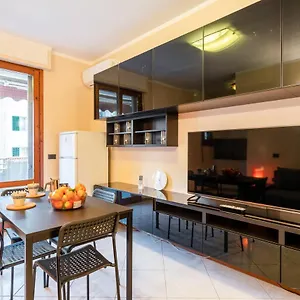 Apartment Comfortable Flat With Terraces, Florence