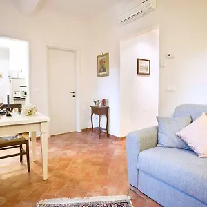 Apartment Ellen's Cozy, Florence